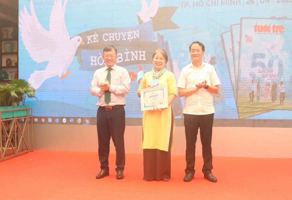 VRG đồng hành cùng Báo Tuổi Trẻ lan tỏa giá trị hòa bình